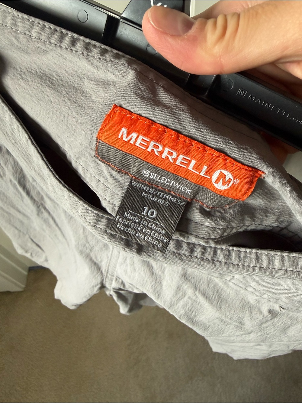 Merrell Women’s Light Gray Nylon Shorts - Picture 5 of 5